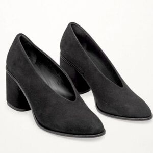 COS Women 70s V cut pump Suede The Pointed Toe Heels Shoes sz 7